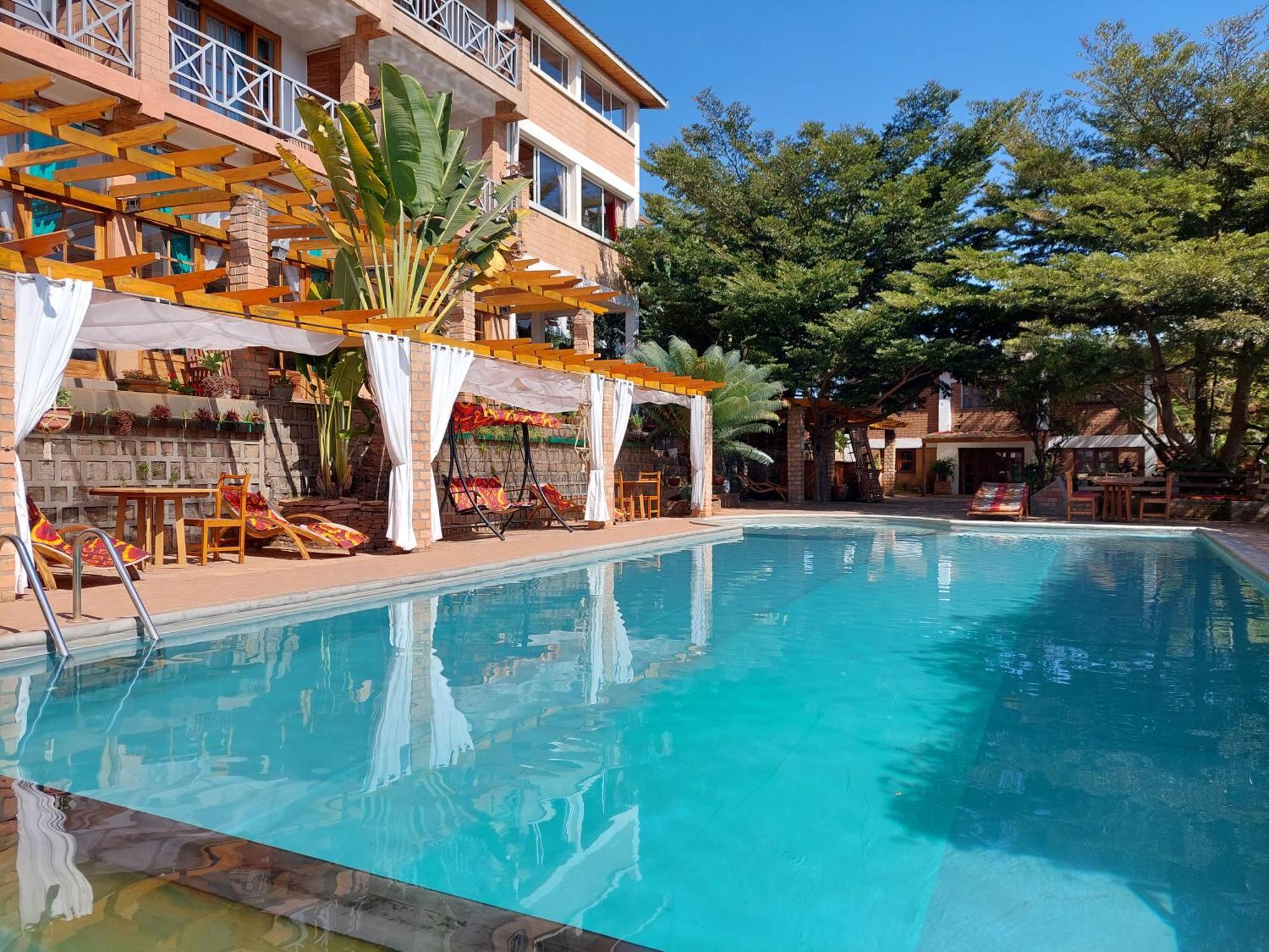 Island Continent Hôtel Ivato (Analamanga) Exterior foto